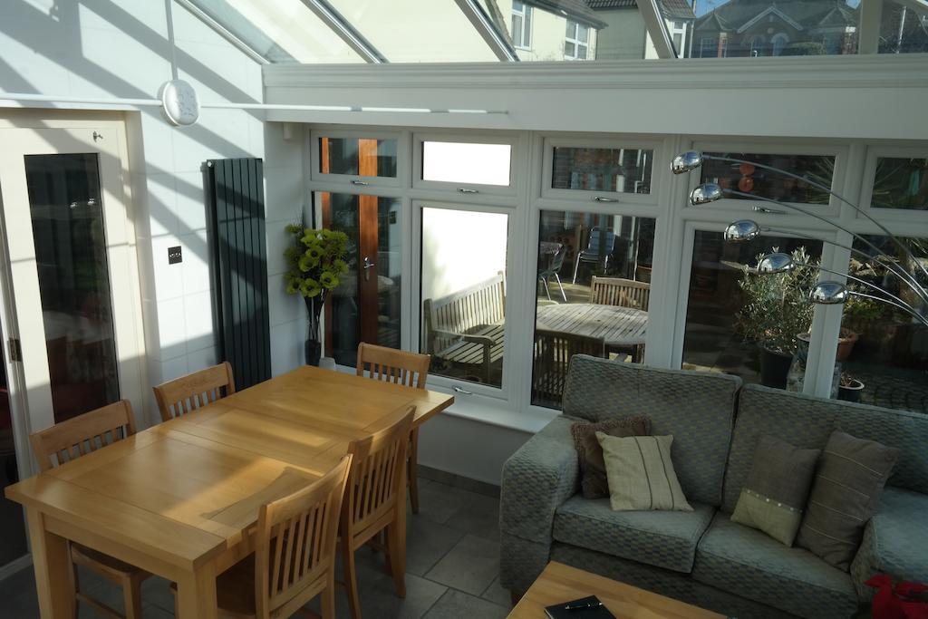 Weston Cottage Poole Esterno foto